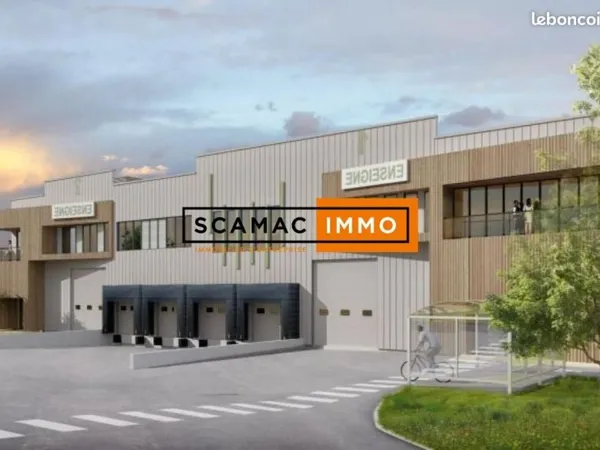 Local industriel 3 300 m²