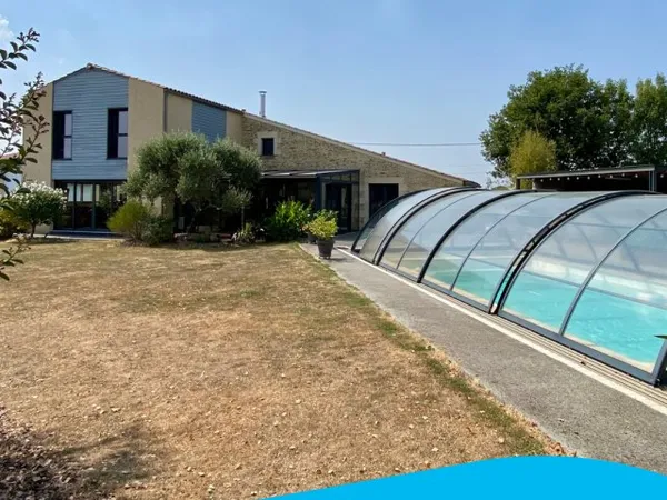 Maison 9 pièces 195 m²