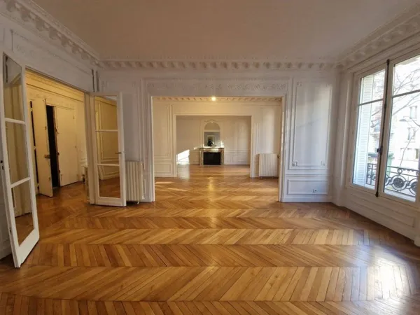 Appartement 7 pièces 194 m²