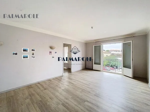 PERPIGNAN - La Lunette - Beau T4 balcon Terrasse et box de stock