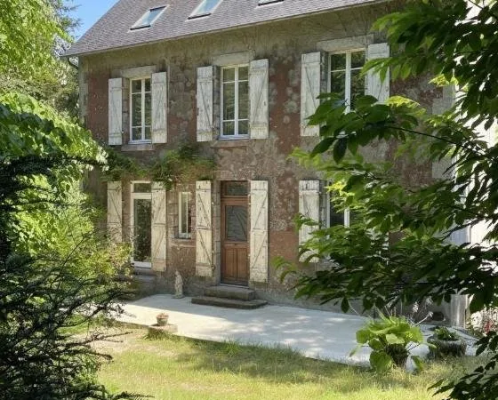 Maison 6 pièces 210 m²
