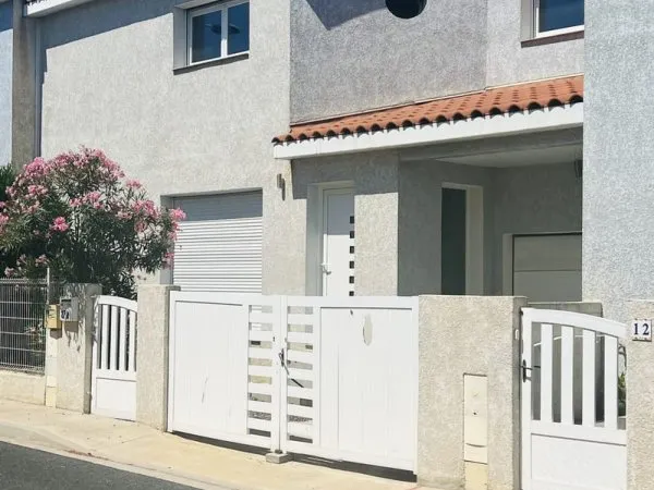 CANET EN ROUSSILLON : MAISON DEUX FACES IDÉALEMENT SITUÉE