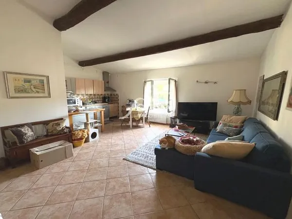 A vendre Appartement très lumineux à Callas - 68 m2 avec 2 cha