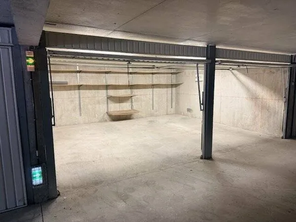 Parking 13 m²