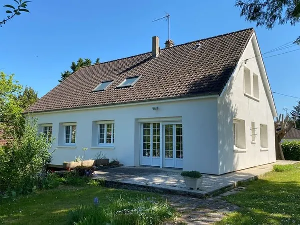 Maison 10 pièces 182 m²