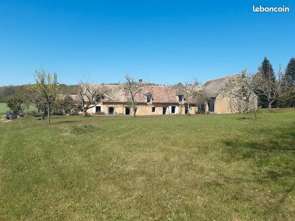 Longère 10 pièces 170 m²
