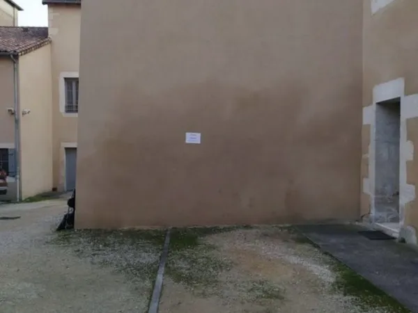 Loue parking