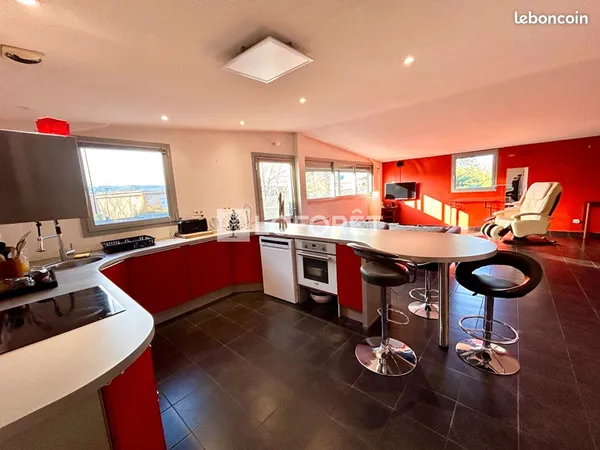 Appartement 3 pièces 117 m²