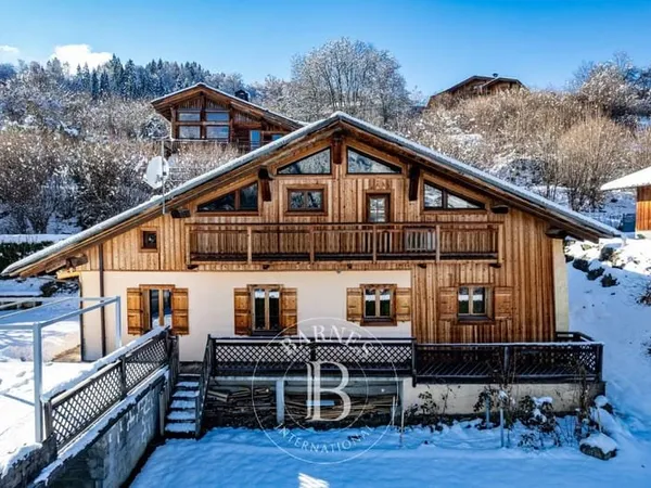BARNES SAINT-GERVAIS - FERME ET CHALET AVEC VUE MASSIF DU MONT-BLANC
