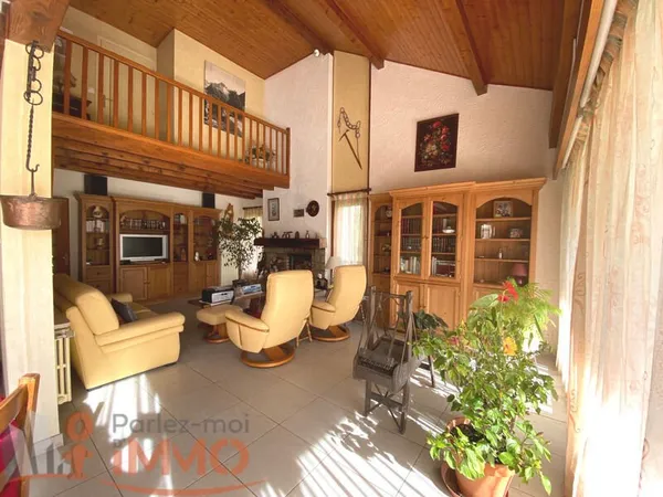 Maison 9 P+C