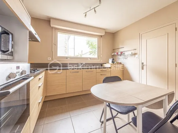 Maison 7 pièces 93 m²
