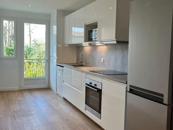 T2 meublé 55m² | Balcon | Rénové | Cuisine équipée