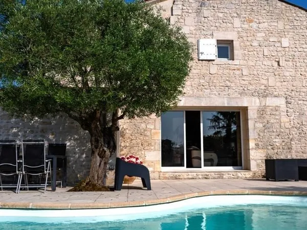 Maison 6 pièces 228 m²
