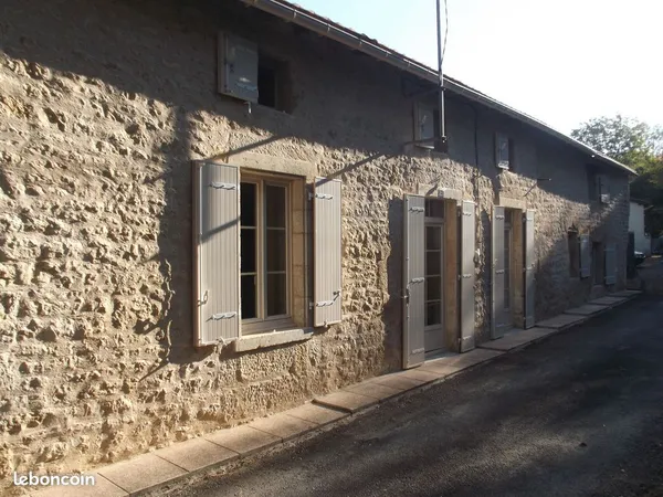 à louer maison proche de Niort