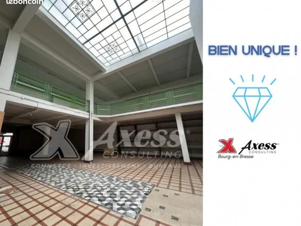 Local commercial 610 m²