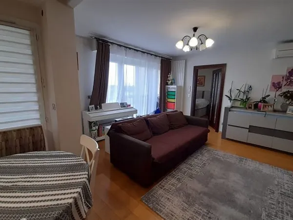 Appartement 4 pièces 82 m²