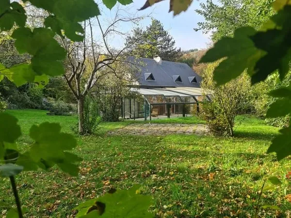 Maison 11 pièces 215 m²