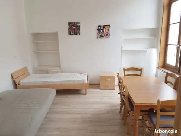 Location studio meublé