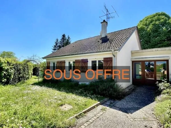 CHEVIGNY-SAINT-SAUVEUR : Maison PLAIN PIED T4 d'environ 100 m² s