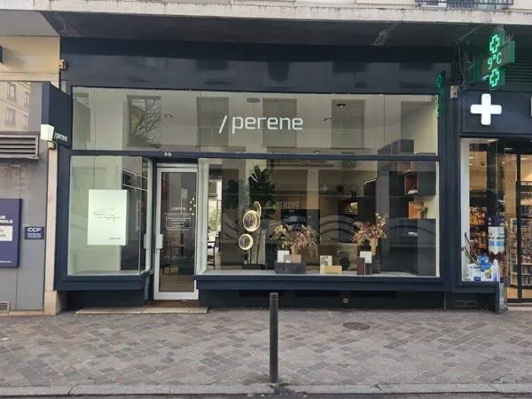 Boutique 1 pièce 96 m²