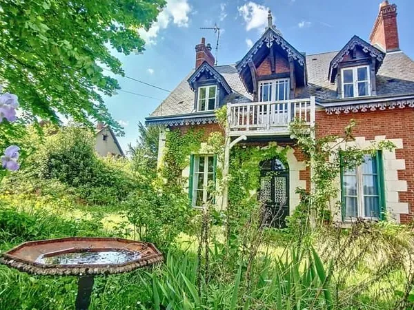 EXCLUSIVITÉ BLOIS - MAISON DE CHARME A RENOVER AVEC VUE IMPRENA