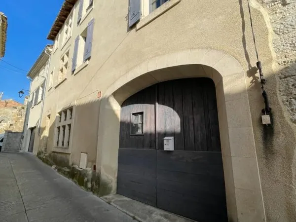30490 MONTFRIN MAISON D'HOTES A TRES FORTE RENTABILITE
