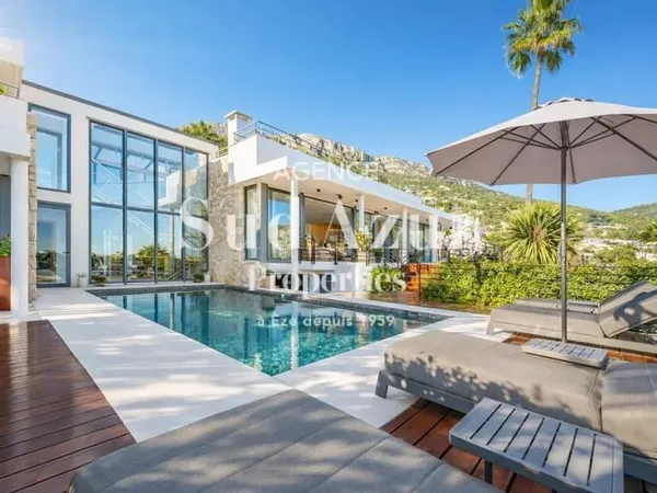 Villa contemporaine à Saint-Laurent-d'Èze