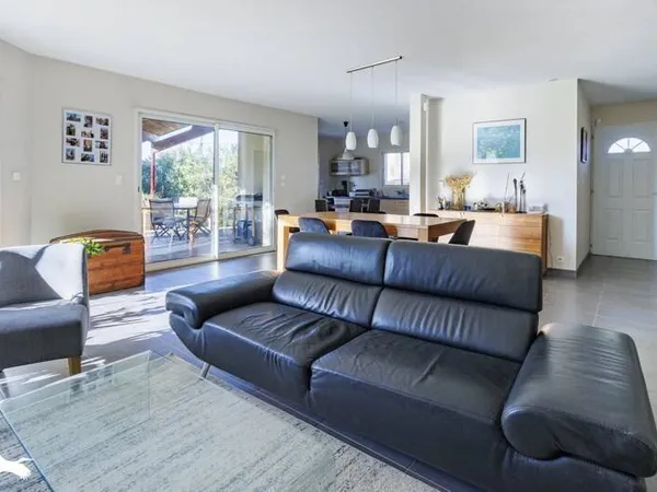 Maison 7 pièces 158 m²