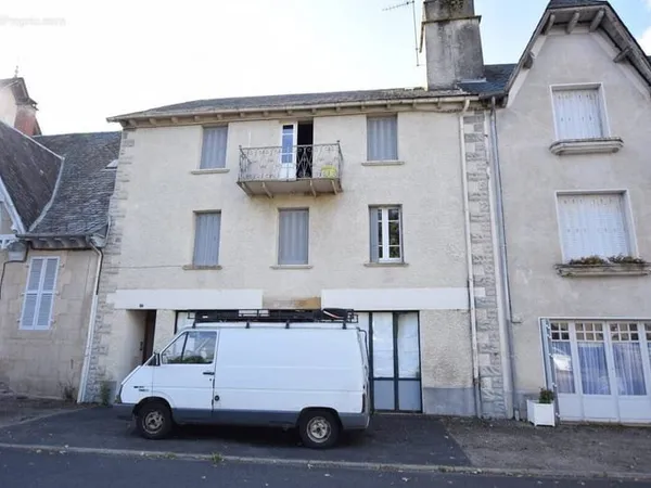 Appartement 4 pièces 181 m²