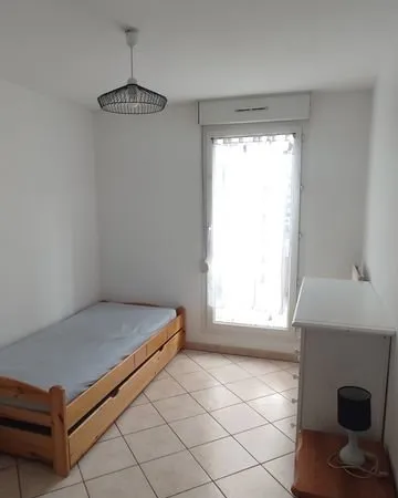 Chambre disponible colocation