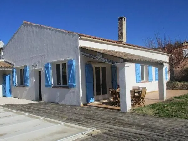 Maison 13 pièces 368 m²