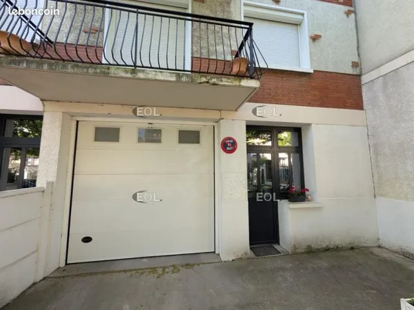 Local d'activité 226 m²