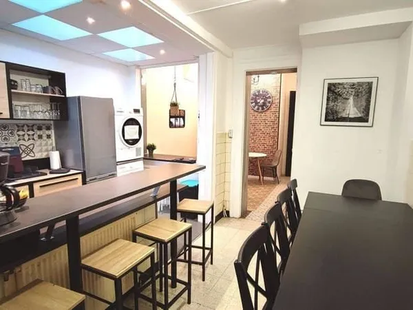 Appartement 7 pièces 103 m²