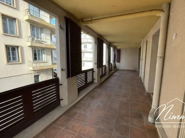 P3 PROCHE AVENUE CARNOT