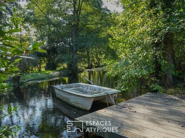 Chalet de loisir avec étang privé