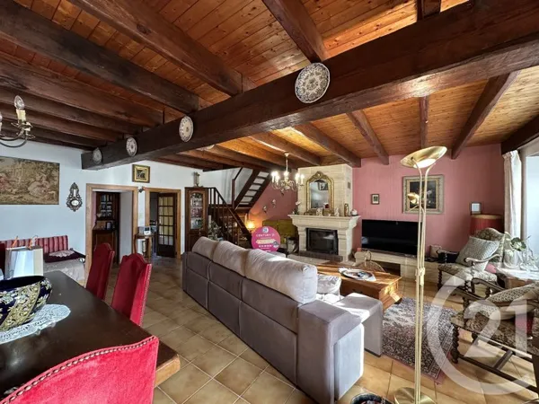 Maison 5 pièces 155 m²