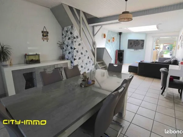 Maison 4 pièces 85 m²