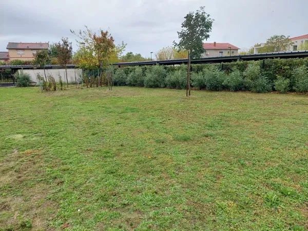 Terrain 1697 m²