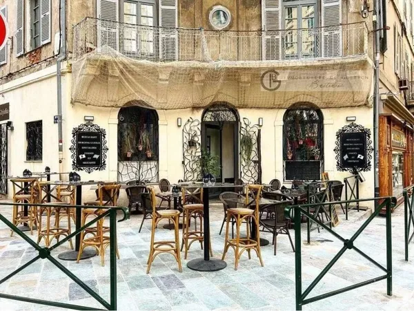 Fonds de commerce 116 m²
