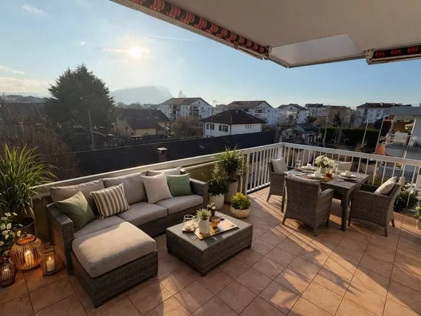APPARTEMENT T6 DE 153M2 DERNIÈRE ÉTAGE AVEC PARKING, GARAGE ET CAVE!