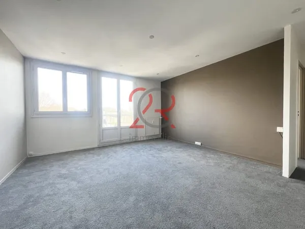Appartement T3, dalle béton et Double Vitrage PVC