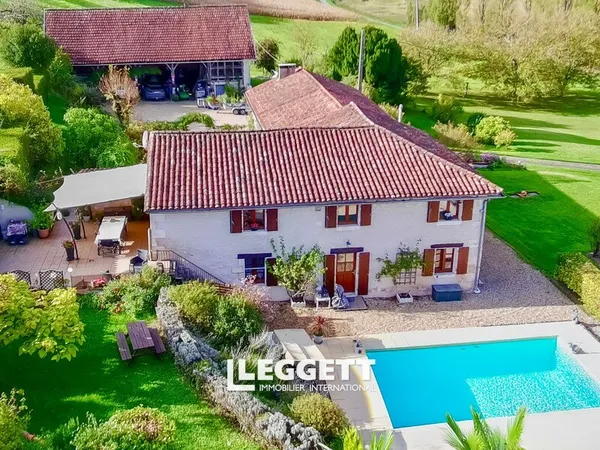 Maison 7 pièce(s), NANTEUIL-AURIAC-DE-BOURZAC