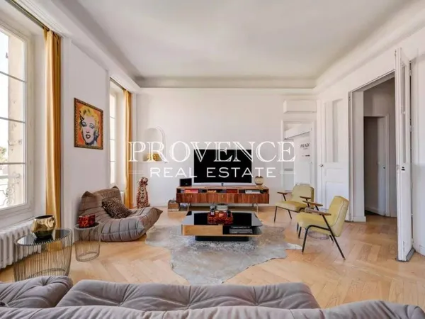 Appartement 3 pièces 129 m²