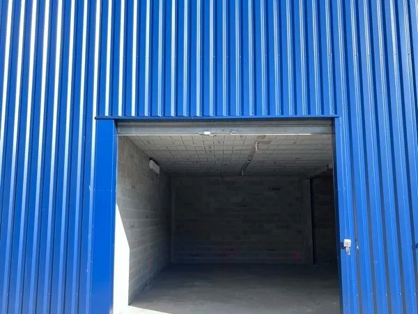 Local 100m2