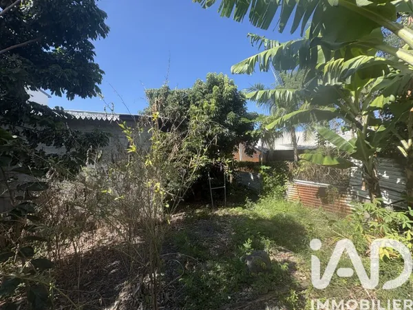 Terrain 404 m²