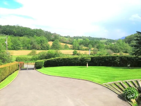 Maison 6 pièces 140 m²