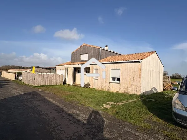 Maison Corpe 5 pièce(s) 140 m2