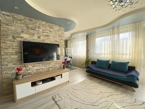 Le Pecq Ermitage - appartement 5 pièces avec cave et parking