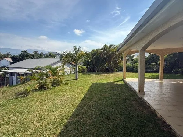 Villa 4 chambres à louer Tampon