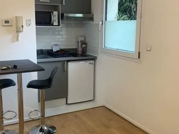 Studio 1 pièce 20 m²